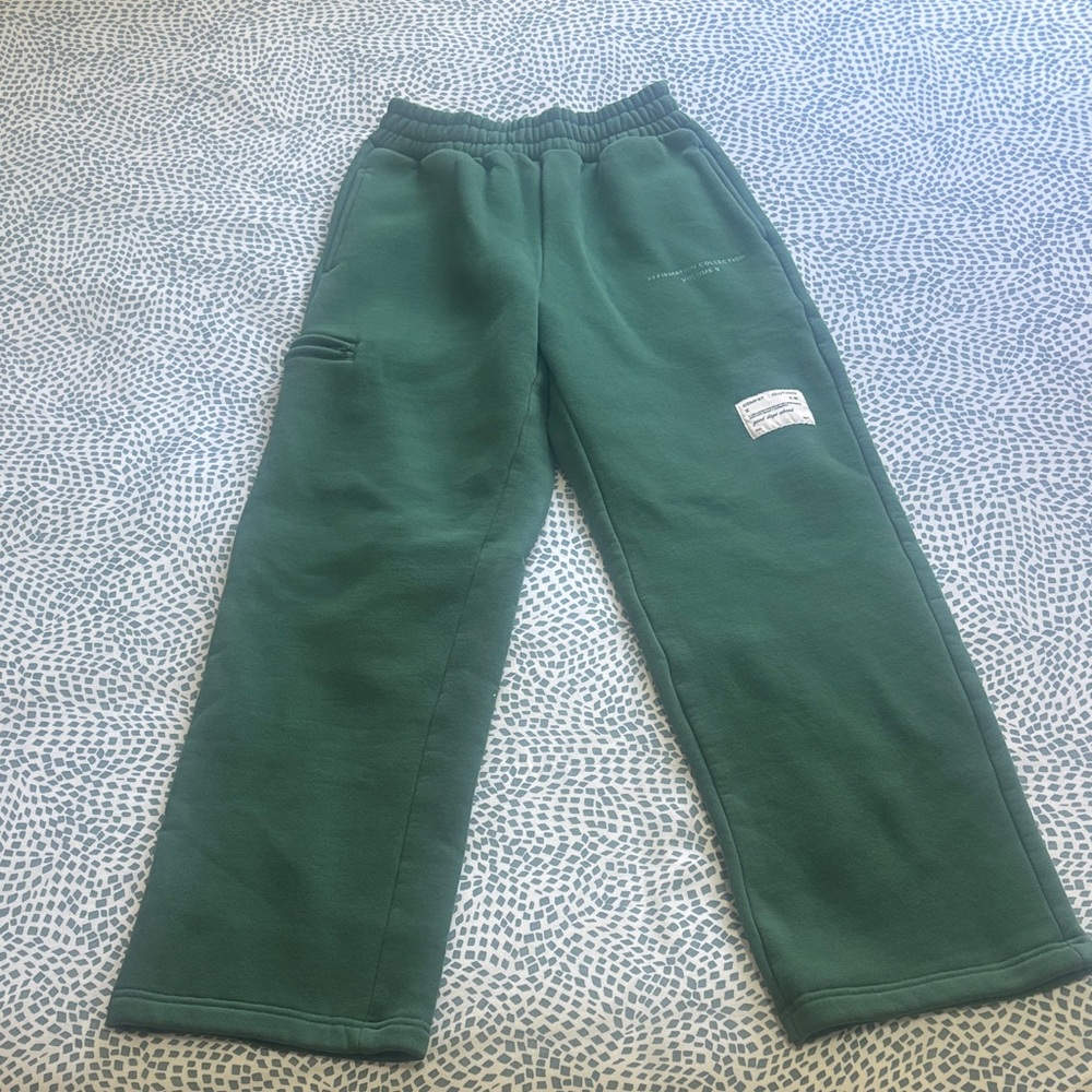 Forest Green Comfrt Cozy Fleece Sweatpants never worne